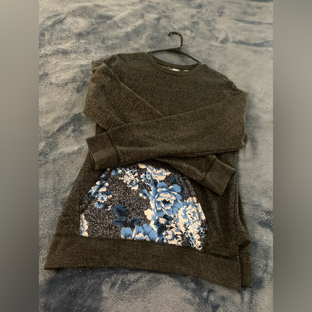 Men’s long sleeve